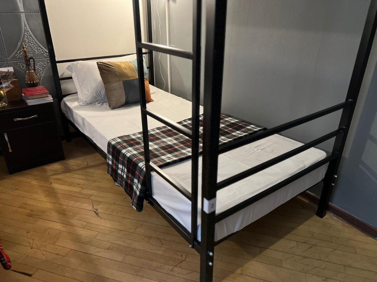 Backpackers Hostel Тбілісі Екстер'єр фото